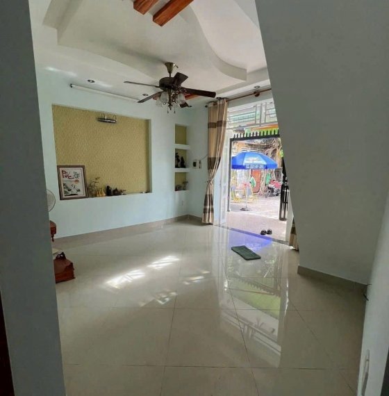 Bán nhà 1 trệt 1 lầu đường Lý Thường Kiệt, phường 11, tp Vũng Tàu. 