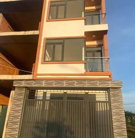 Nhà 1tr 2 lầu 1 tum , KHU KHANG LINH P11  TPVT
