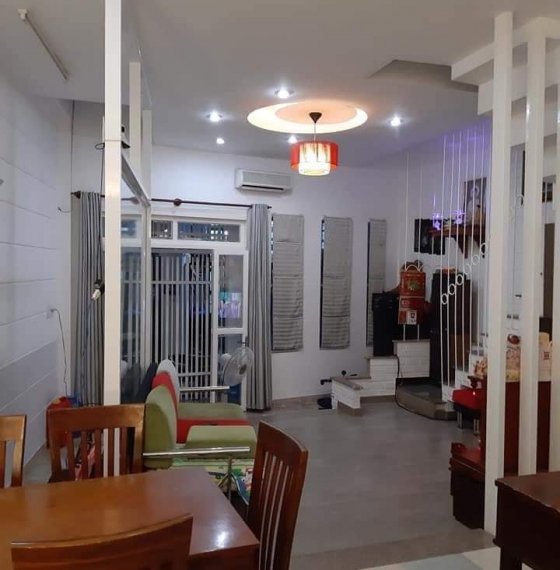 Bán nhà 1 trệt 1 lầu đường Hoàng Hoa Thám , phường 2, TP VT