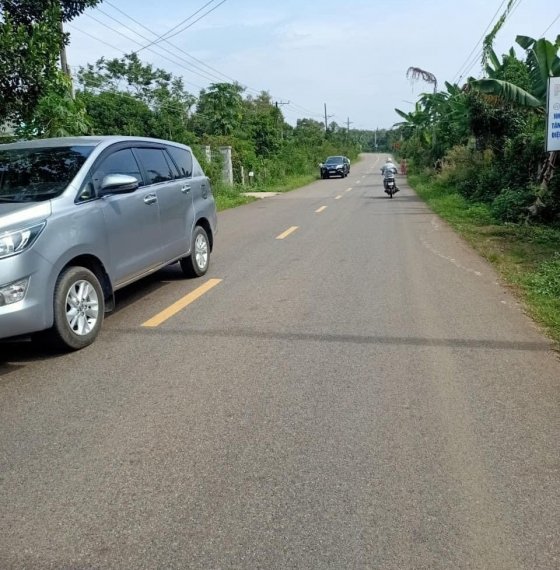 Cần tiền tiêu tết mua quần áo mới và đi từ thiện nên chị bạn e đang cần bán lô đất đường lớn tại Châ