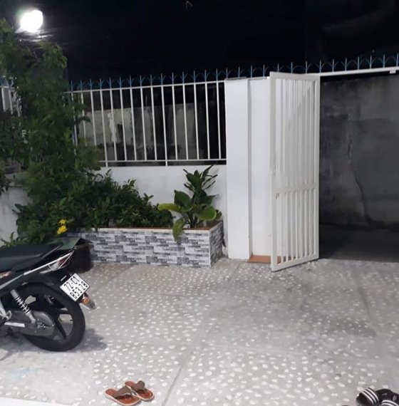 Bán nhà cấp 4 có gác hẻm 292 đường 30/4, P Rạch Dừa.