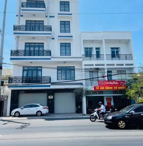 Bán nhà số 100 đường 30/4 phường Thắng Nhất TPVT