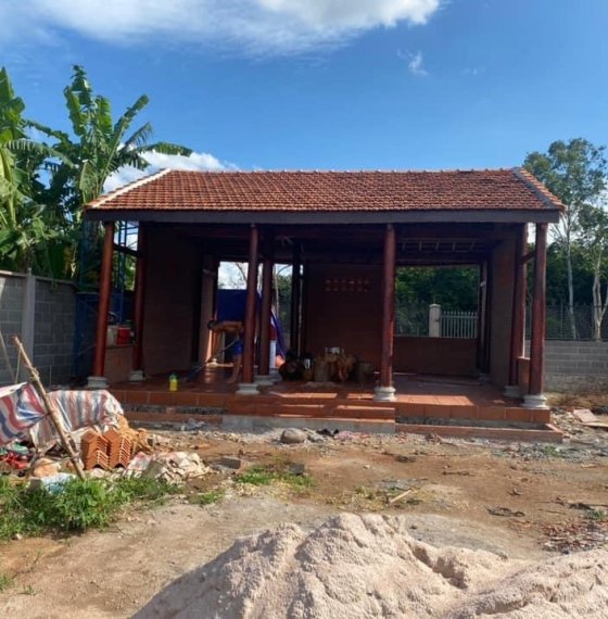 Bán NHÀ GỖ sân vườn tại Long Phước- tp Bà Rịa