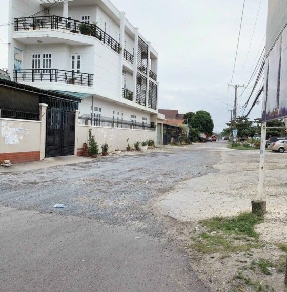 Bán căn nhà hẻm 847 sau biệt thự Hải Phương đường 30/4 phường 11, TP Vũng Tàu.