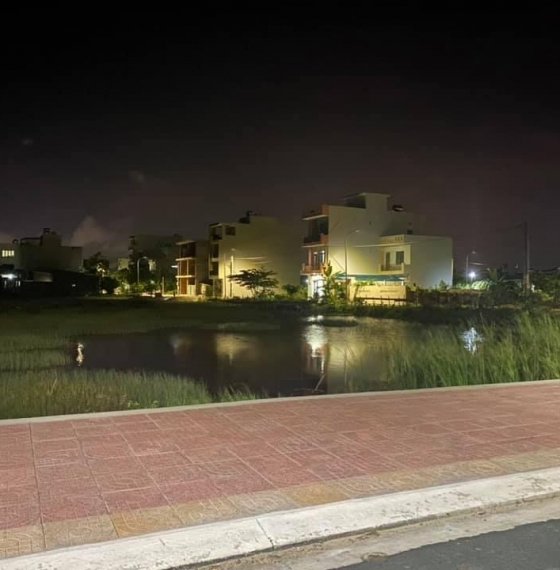 Cần tiền bán nhà xây thô đúc 3 tấm khu Khang Linh P11 tp Vũng Tàu.