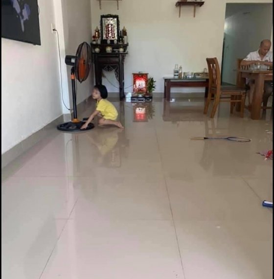 HOT . Cần tiền gấp Bán Rẻ căn nhà C4 gác đúc hẻm đường Lê Lợi phường Thắng Nhì , trung tâm tp biển V