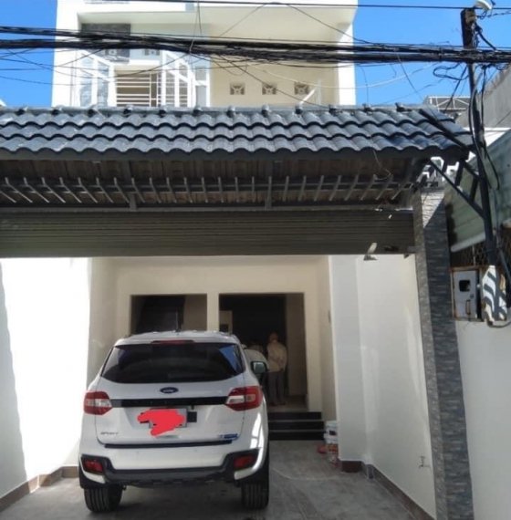 Gia đình có việc nên cần bán căn nhà 1tr 2lầu. Hẻm 60 đường Phạm Hồng Thái, phường 7, TP Vũng Tàu.
