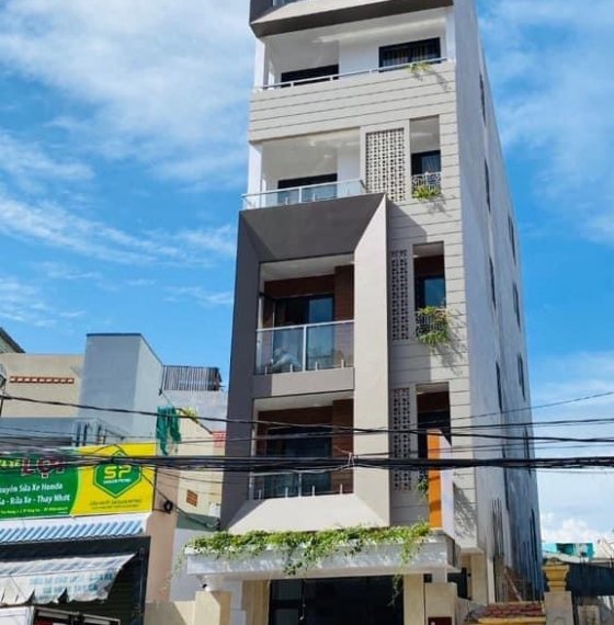Bán khách sạn Mặt Tiền đường Đinh Tiên Hoàng P2- tp biển Vũng Tàu