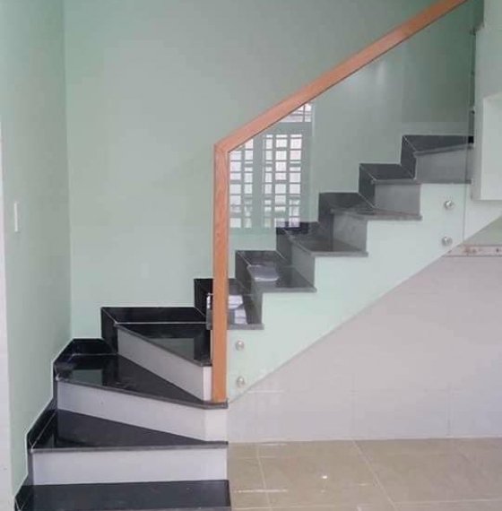 Chủ nhà gửi bán căn nhà 1 trệt 1 lầu mới tinh xây kiên cố hẻm 54 Hàn Thuyên, p10, TP Vũng Tàu.