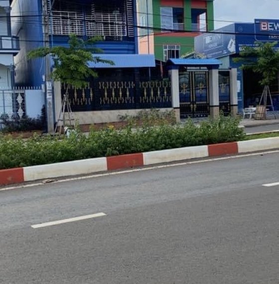 Bán ngay trung tâm thương mại thị trấn Xuyên Mộc Bà Rịa Vũng Tàu.