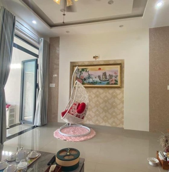Cần bán căn nhà C4 có 3PN đẹp long lanh - thiết kế tỉ mỉ - đẹp kiên cố , tâm huyết để ở tại tp biển