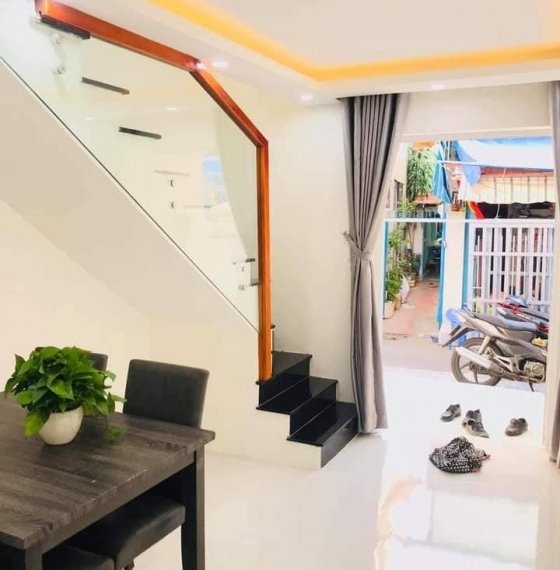 Bán nhà 1 trệt 1 lầu hẻm xe Dasu đường Lê Lợi thông qua Nguyễn An Ninh, TPVT