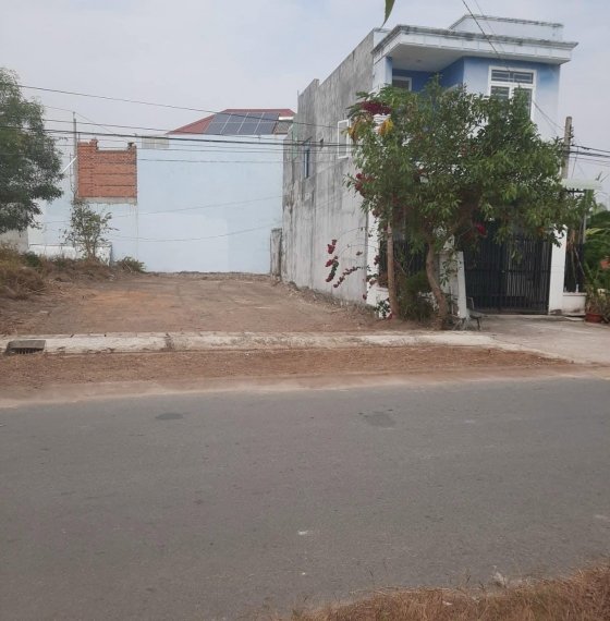 bán lô đất cực đẹp ngay mặt tiền đường số 17 Tam phước BRVT