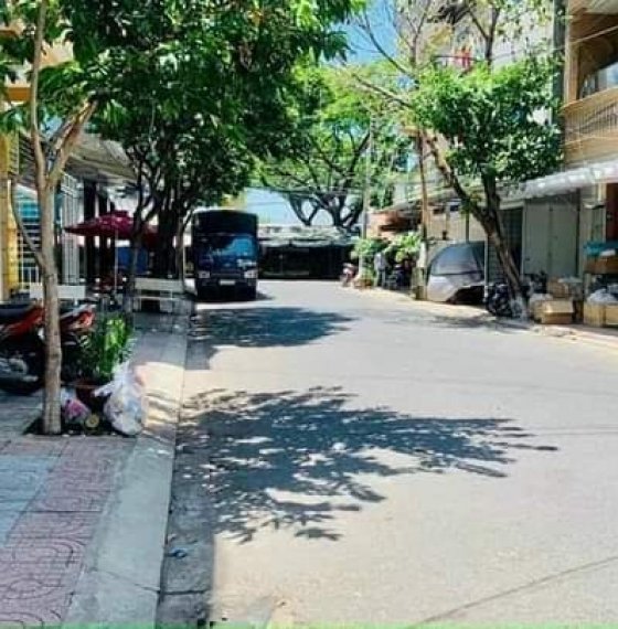 Bán nhà khu phố chợ rạch dừa
