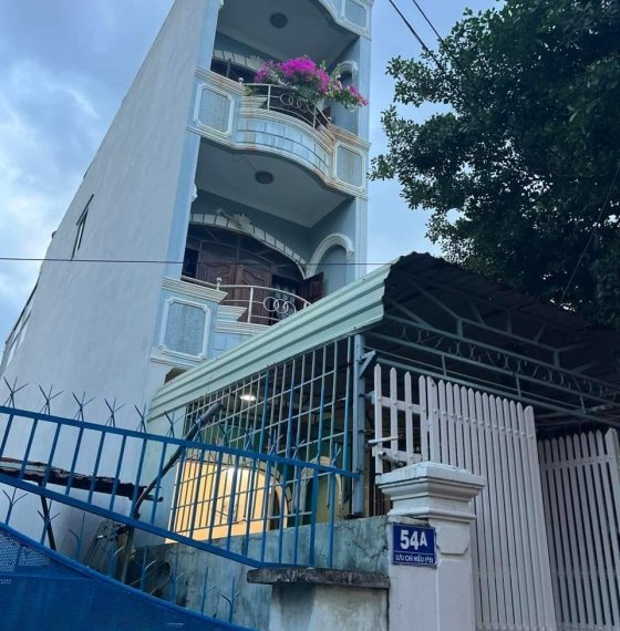 Bán nhà nhà mặt tiền lưu chí Hiếu P10.TPVT - Dt :72m2.full TC Nhà 2 lầu một trệt đầy đủ công năng b