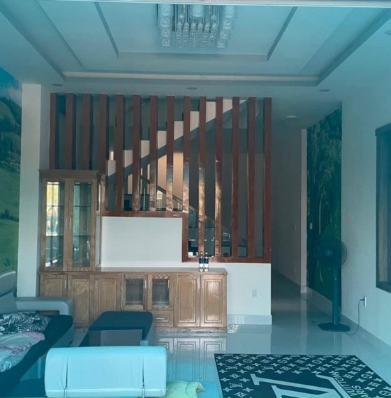 nhà 1 trệt 2 lầu 1 tum khu Khang Linh, phường 11, TP Vũng Tàu.