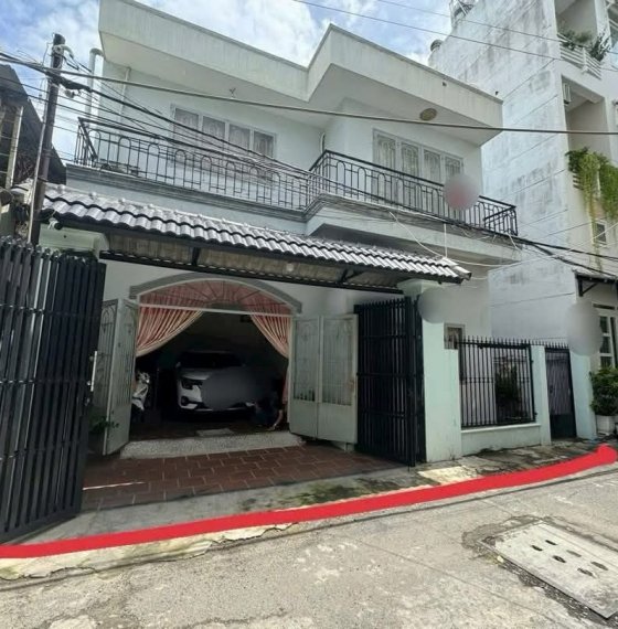 Bán nhà gần biển bãi sau Vũng Tàu ngang 8m có thể chia 2 căn.