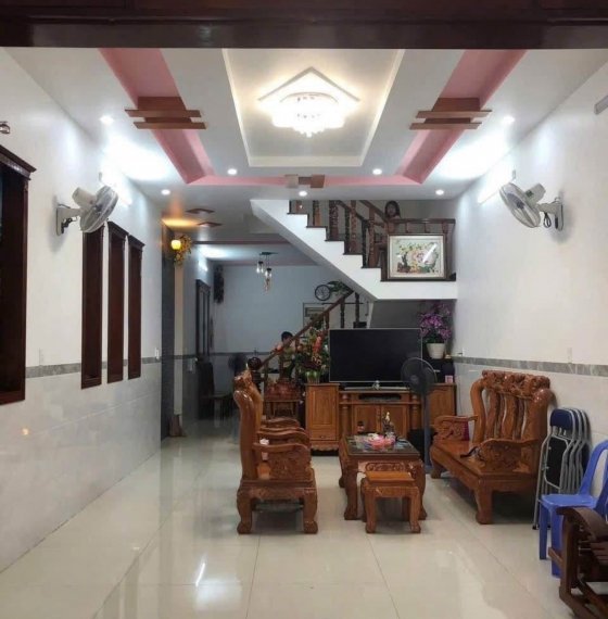 Bán nhà 1 trệt 2 lầu hẻm 130 Hàn Thuyên, phường 10, tp Vũng Tàu.