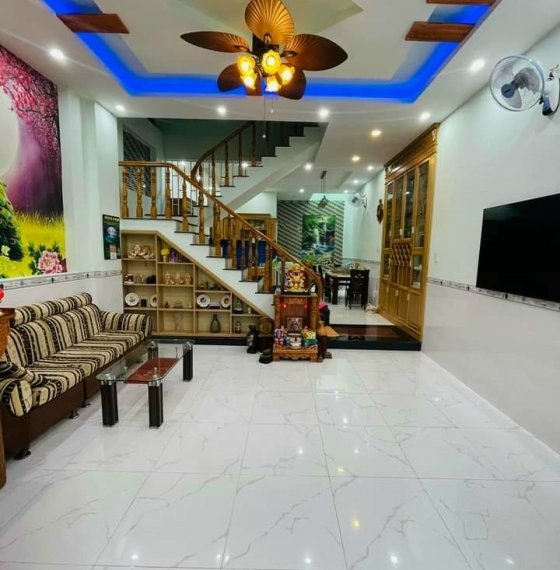 Bán nhà Thị trấn Long Điền