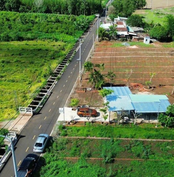 Bán Đất mặt tiền đường Phạm Hùng
