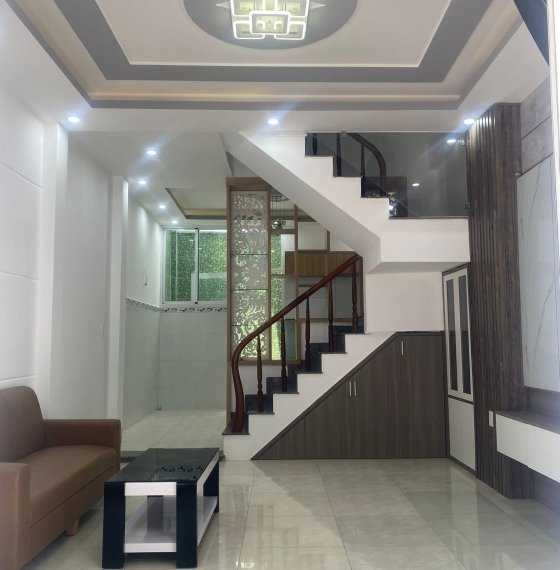 Bán nhà 1 trệt 2 lầu đường Ba Cu ngay trung tâm tp biển.