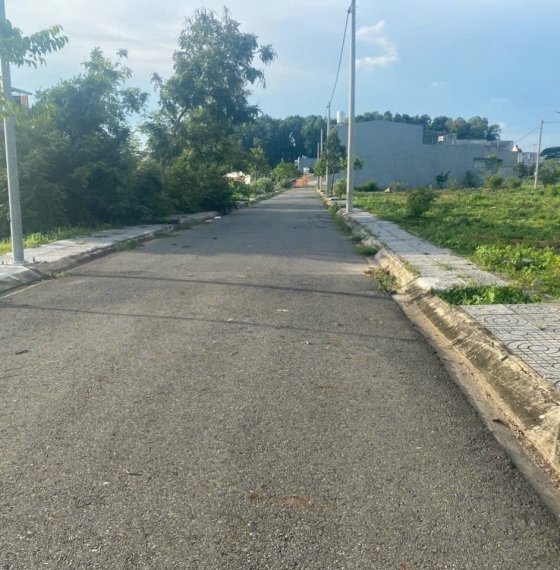 Đất Lan Anh 1 cần bán giá rẻ