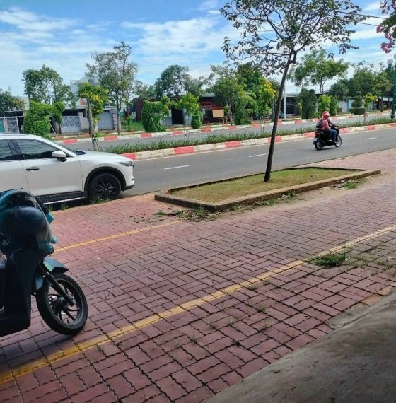 Nhà mặt tiền 2-9 Cho Thuê 4tr/th