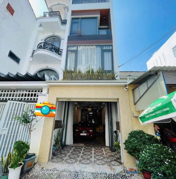 Bán nhà 1 trệt ,3 lầu, 4 tấm đẹp hẻm thông 2 ôtô tránh nhau vào gần Đường Xô Viết Nghệ Tĩnh. P Thắng